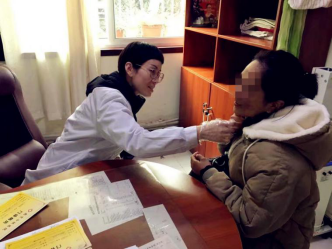 南京华肤皮肤病医院:皮肤干燥起皮需要注意！